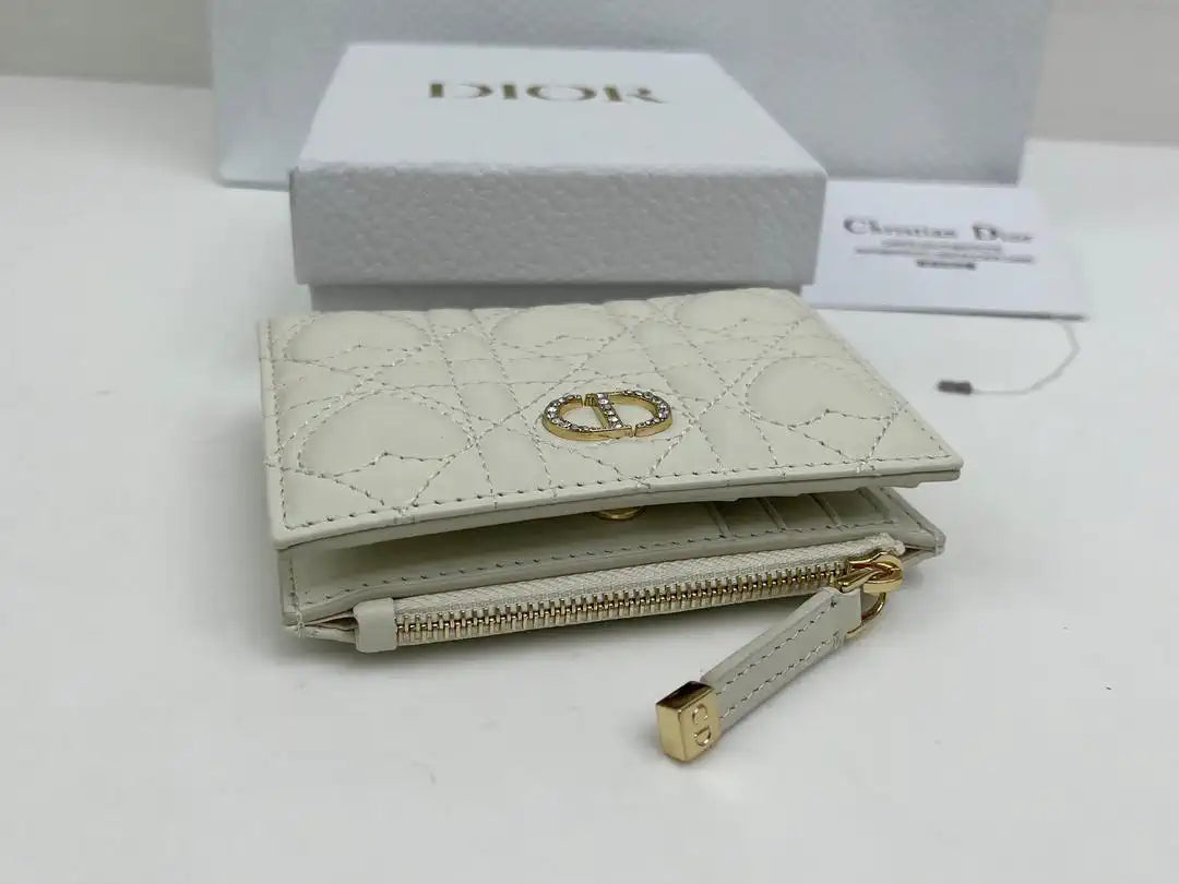 Dior S4208 Dior Caro Dahlia Wallet Macaron White Cannage Lambskin with Heart Motif