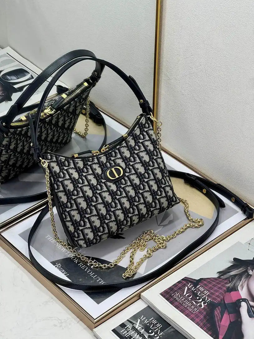 Dior S4309 30 Montaigne Diorling Mini Bag with Chain Blue Dior Oblique Jacquard