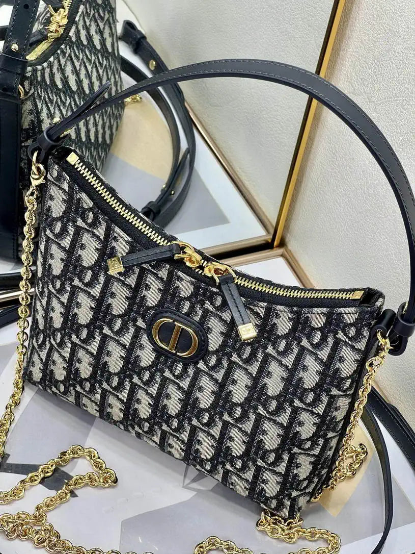 Dior S4309 30 Montaigne Diorling Mini Bag with Chain Blue Dior Oblique Jacquard