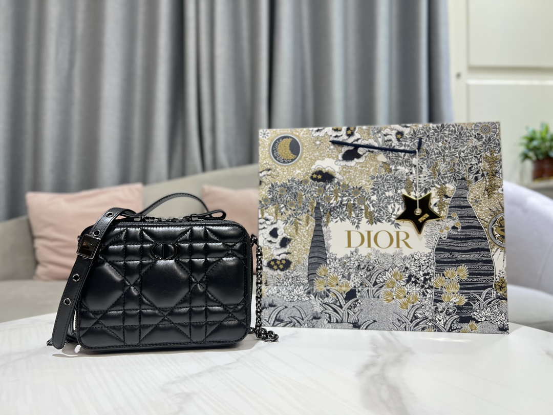 Dior S5140 Caro Box Bag Black Quilted Macrocannage Calfskin - Default Title - View 1