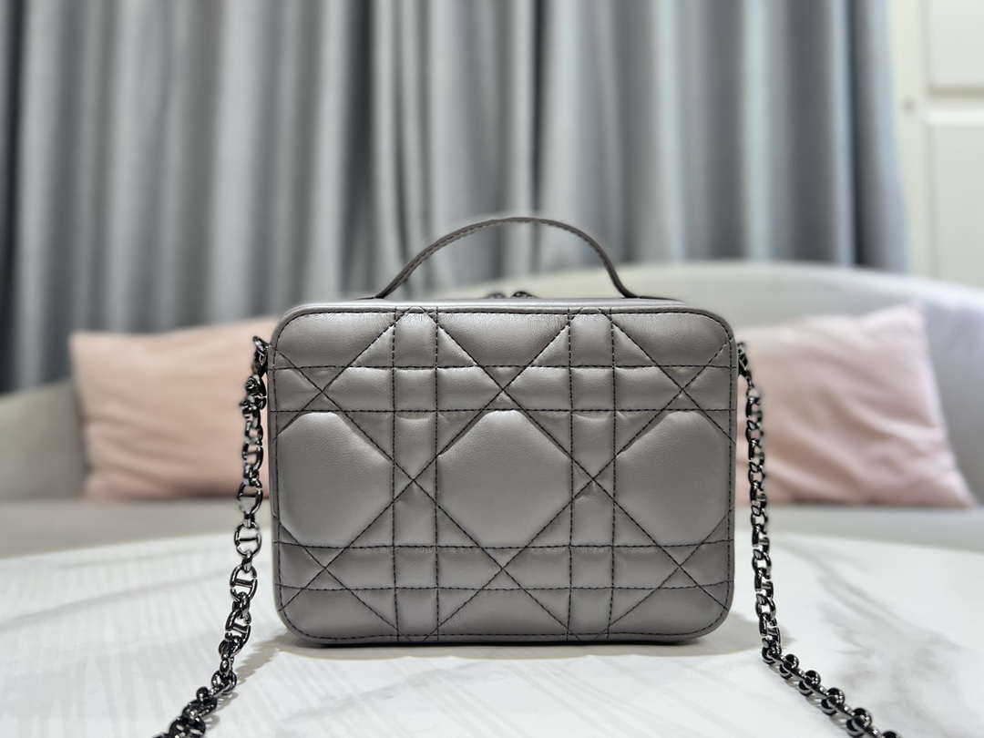 Dior S5140 Caro Box Bag Gray Quilted Macrocannage Calfskin