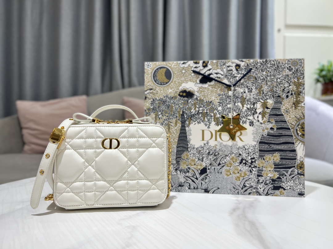 Dior S5140 Caro Box Bag White Quilted Macrocannage Calfskin - Default Title - View 1