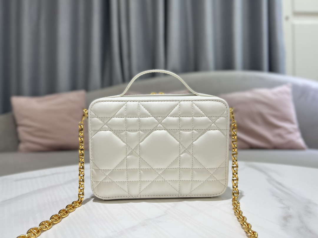 Dior S5140 Caro Box Bag White Quilted Macrocannage Calfskin