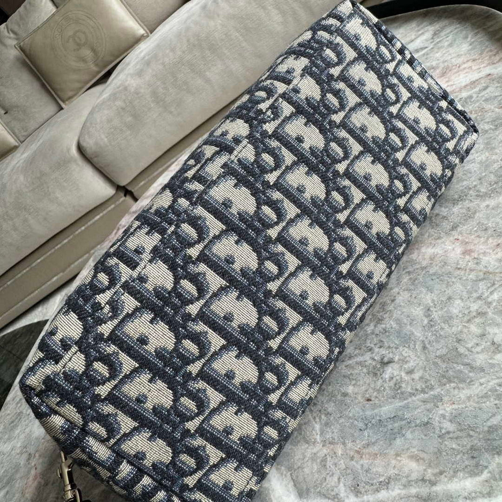Dior S5554 Medium DiorTravel Nomad Pouch Blue Dior Oblique Jacquard