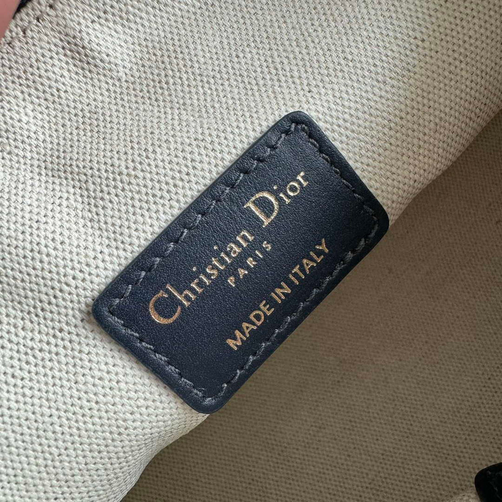 Dior S5554 Medium DiorTravel Nomad Pouch Blue Dior Oblique Jacquard