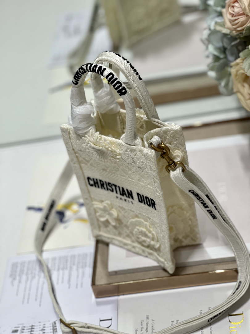Dior S5555 Mini Dior Book Tote Phone Bag Biege lace flowers S1109