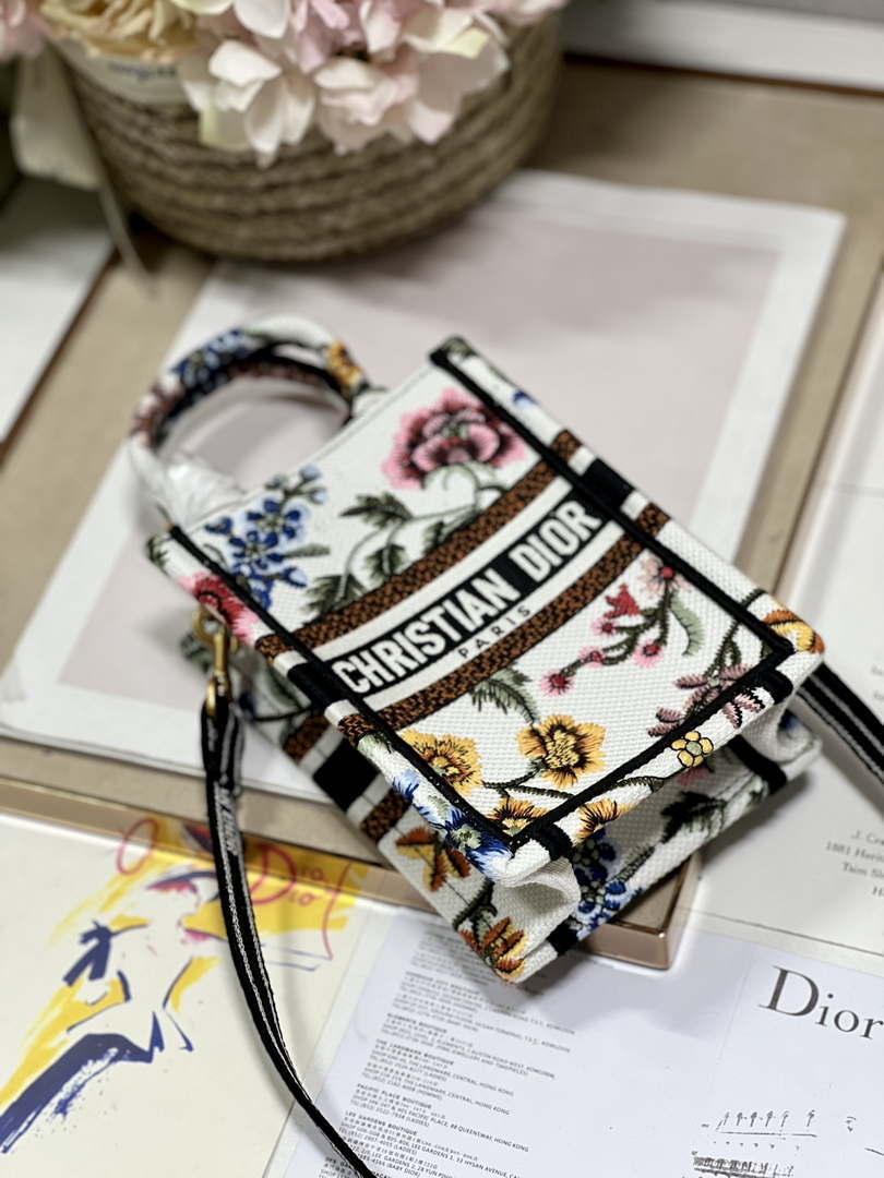 Dior S5555 Mini Dior Book Tote Phone Bag White multicolor embroidery S1101
