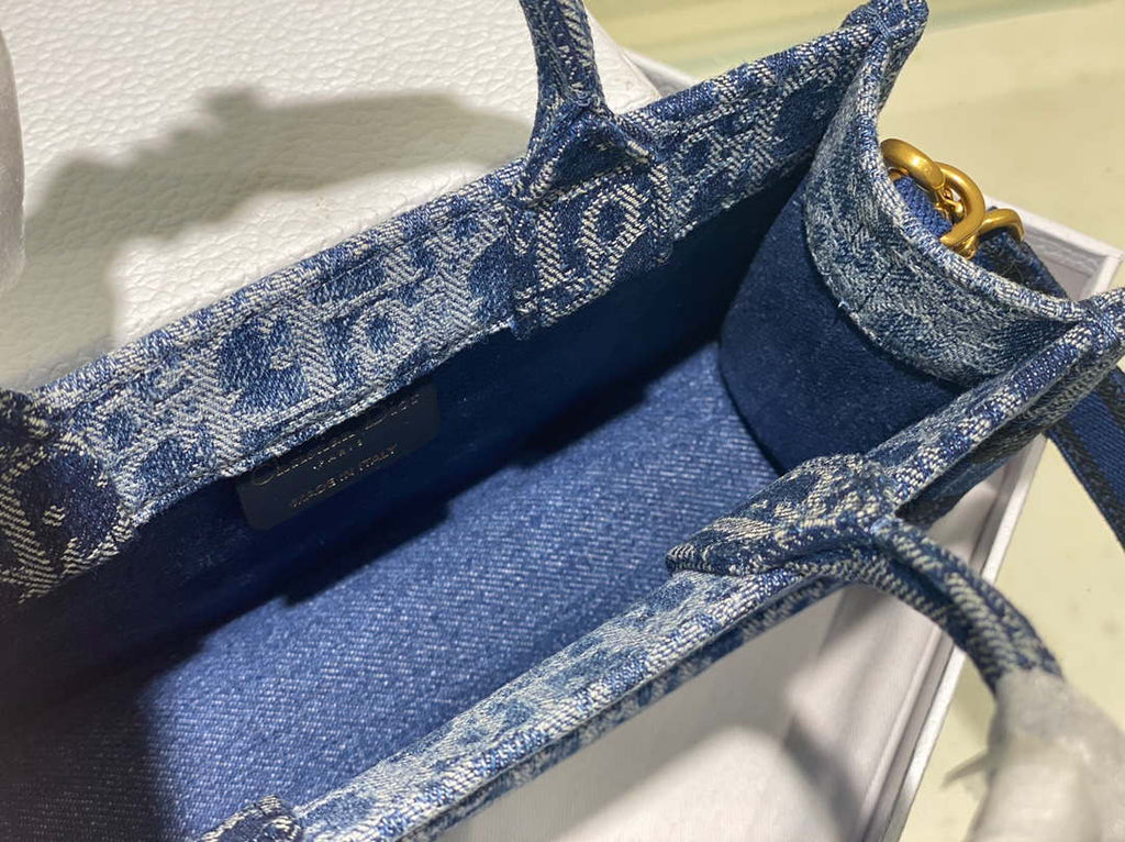 Dior S5573 Mini Dior Book Tote Blue Denim Dior Oblique Jacquard M2016