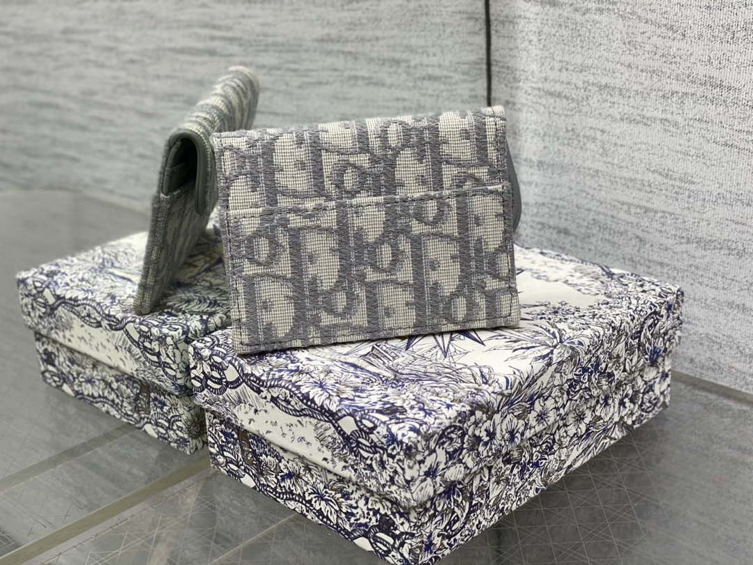 Dior S5611 Saddle Flap Card Holder Gray Dior Oblique Jacquard