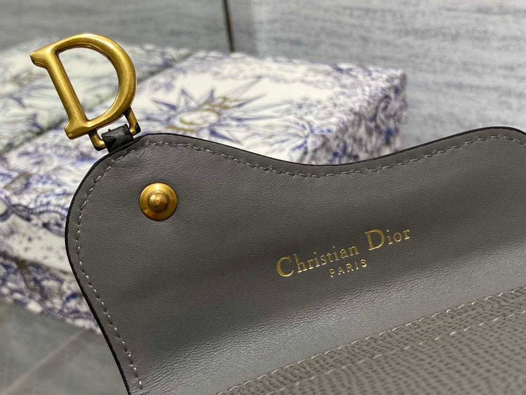 Dior S5611 Saddle Flap Card Holder Gray Grained Calfskin
