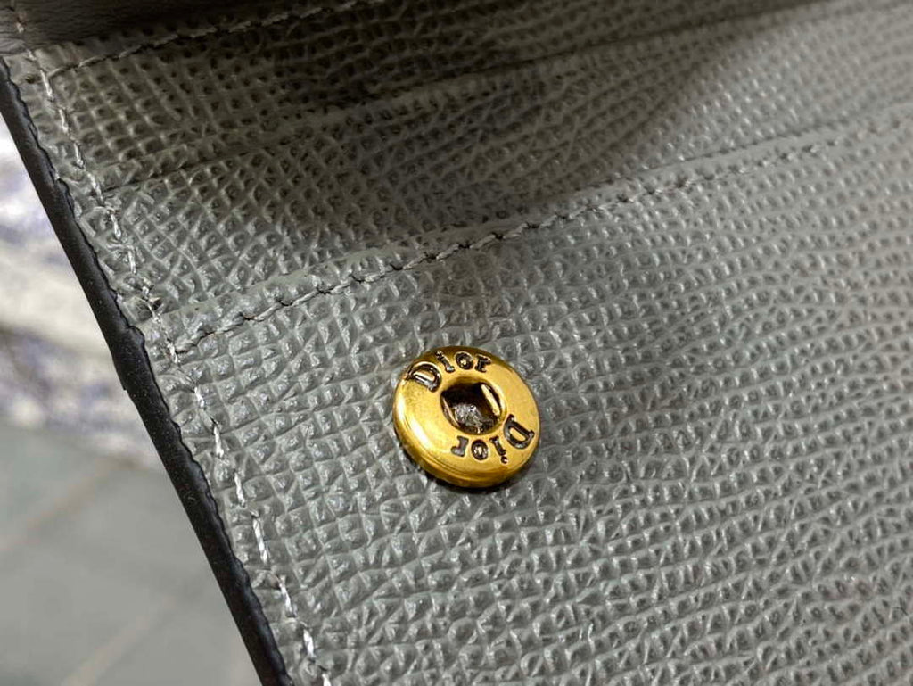 Dior S5611 Saddle Flap Card Holder Gray Grained Calfskin
