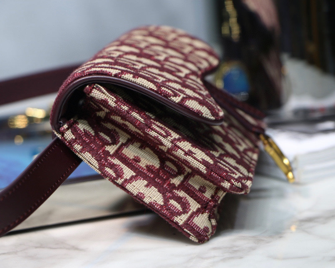 Dior Saddle Belt Bag S5619 Red Dior Oblique Jacquard