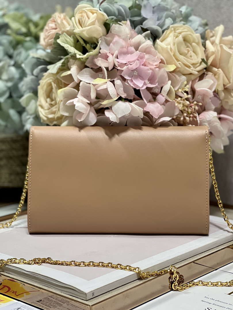 Dior S5703 Bobby EAST-WEST Pouch With Chain Caramel Beige Smooth Calfskin - Default Title - View 4