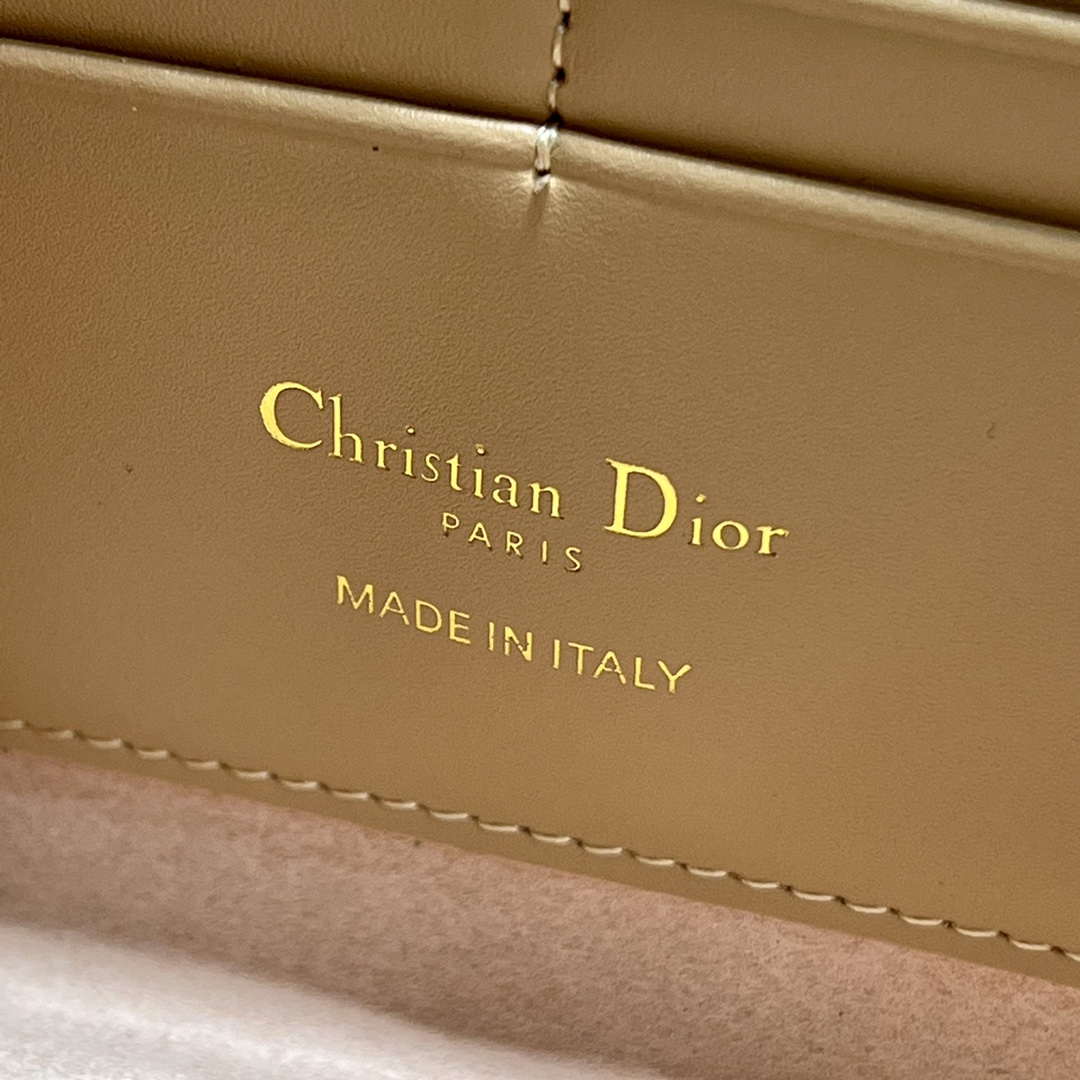 Dior S5703 Bobby EAST-WEST Pouch With Chain Caramel Beige Smooth Calfskin - Default Title - View 9