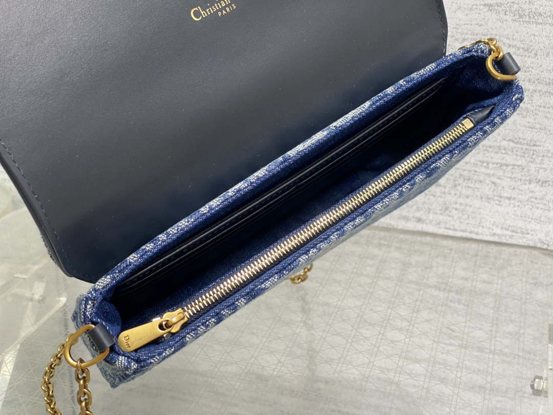 Dior S5907 Saddle Pouch with Chain Blue Denim Dior Oblique Jacquard M2026