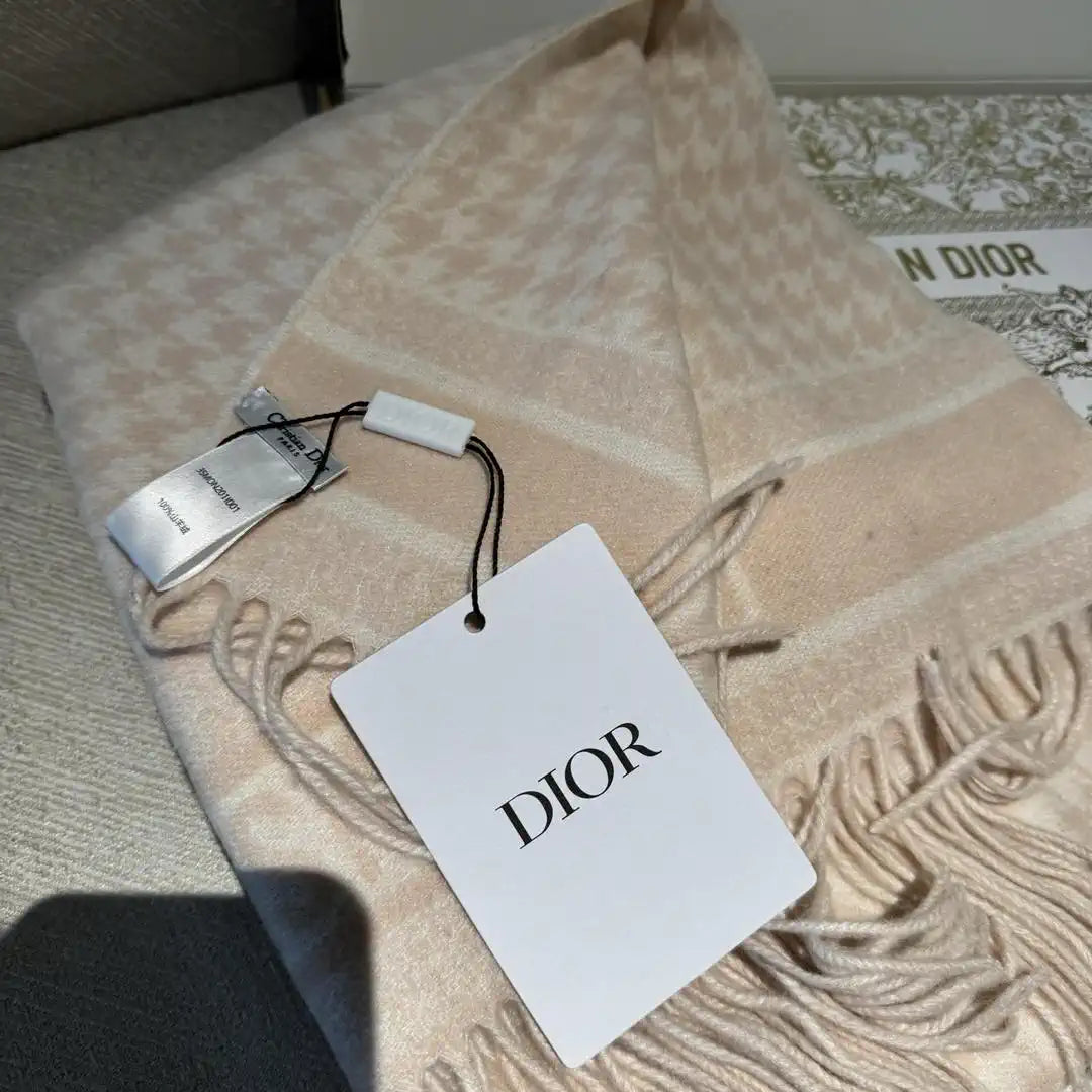 Dior Scarves Classic houndstooth scarf Cashmere  D63421