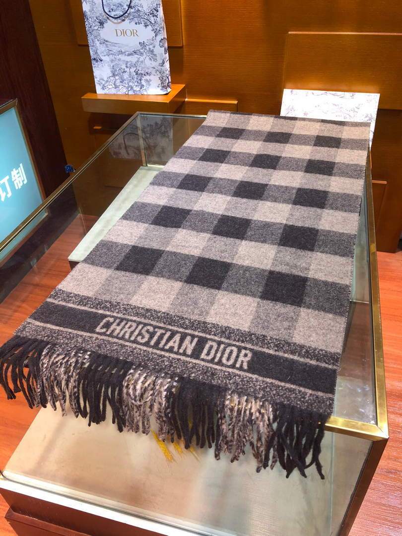Dior Scarves Designer Dior Shawl Scarf 80011