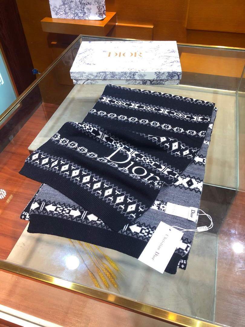 Dior Scarves Designer Dior Shawl Scarf 80014