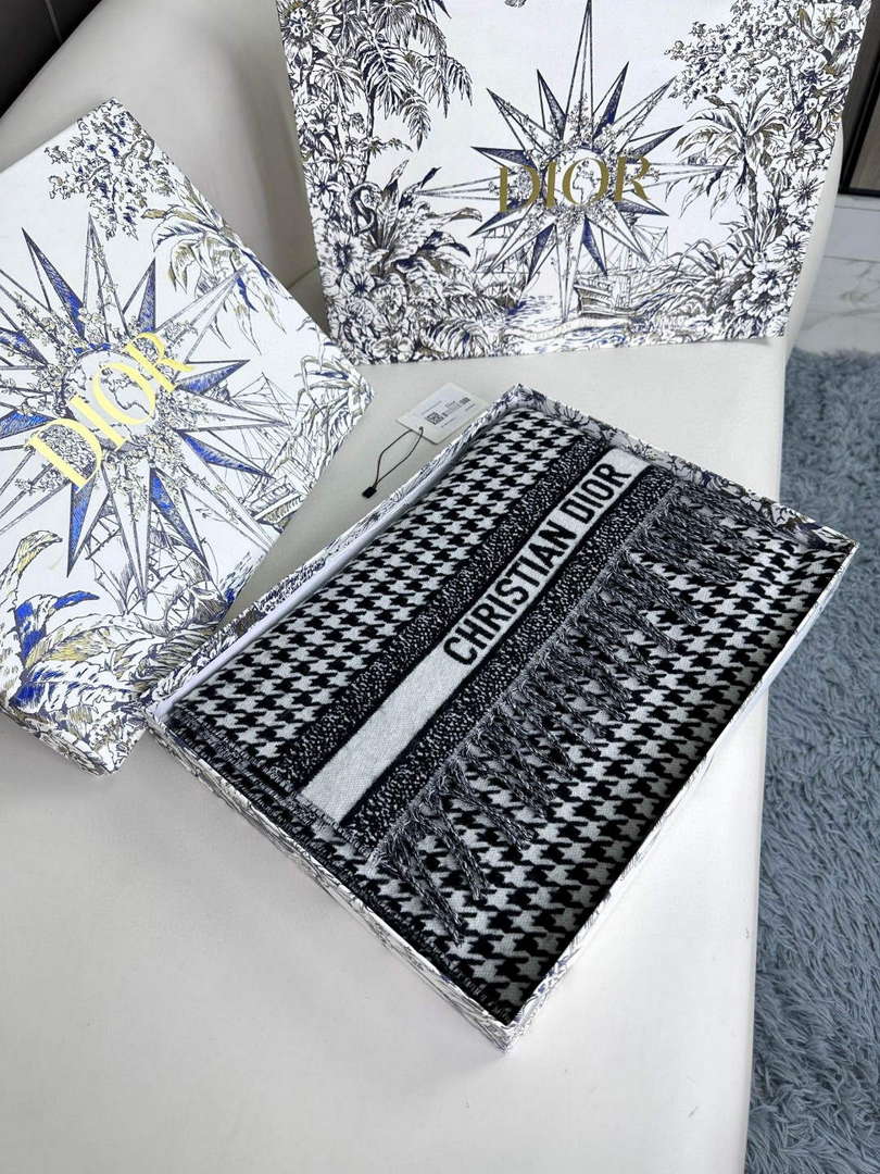 Dior Scarves Designer Scarf D63280