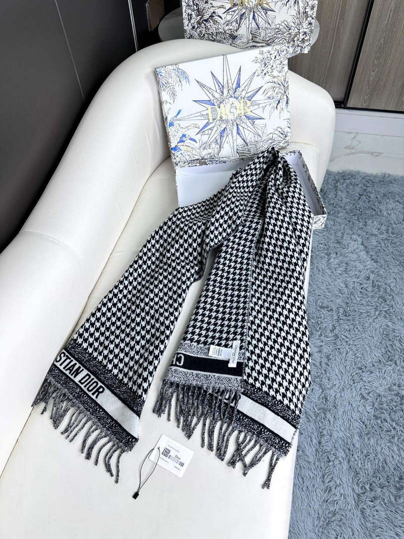 Dior Scarves Designer Scarf D63280