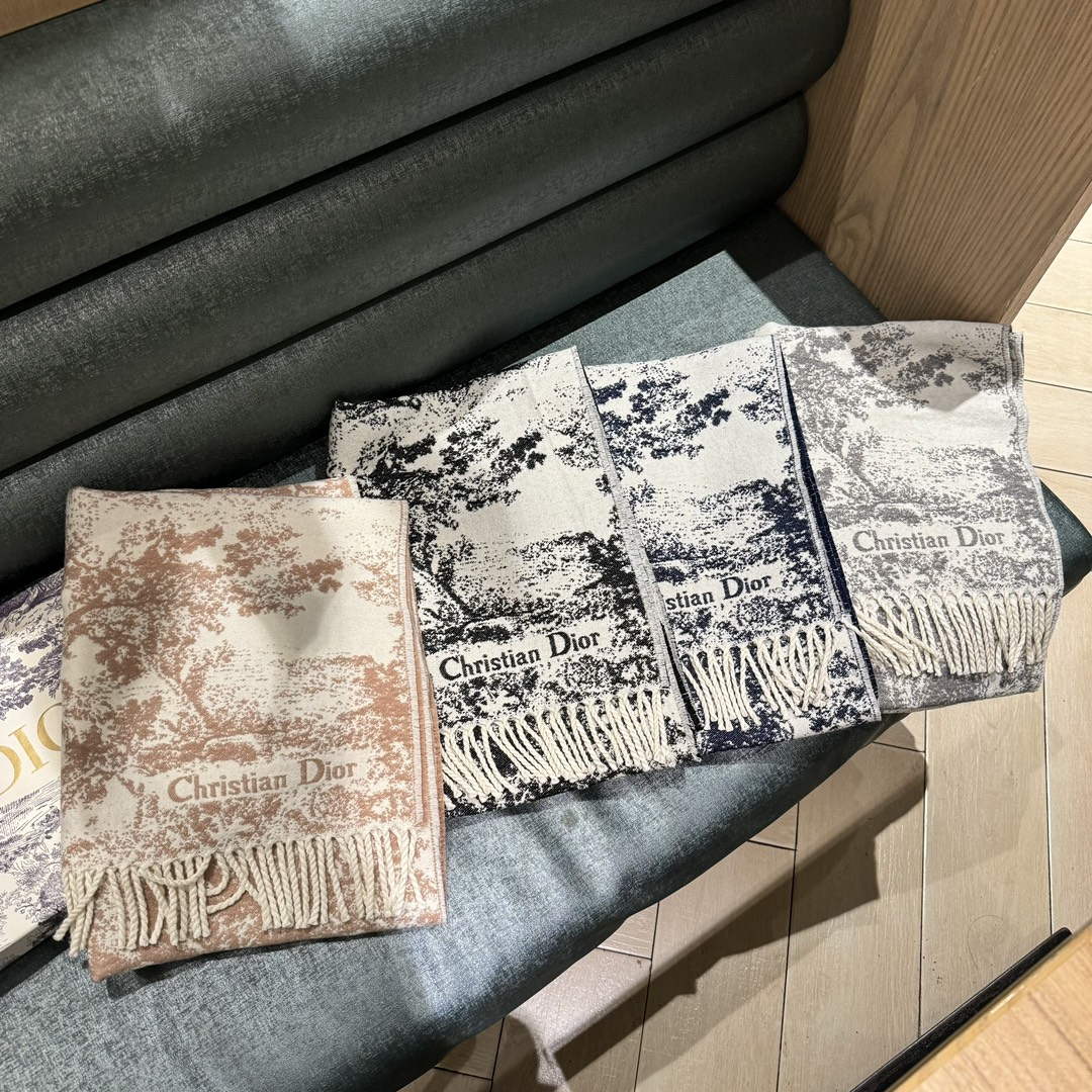 Dior Scarves Designer Scarf D63281