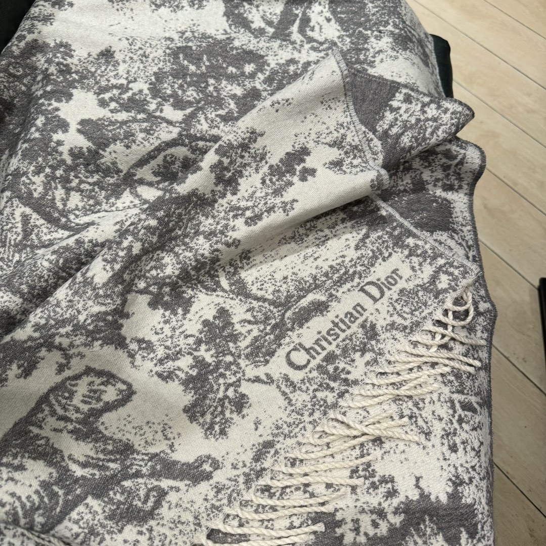 Dior Scarves Designer Scarf D63283