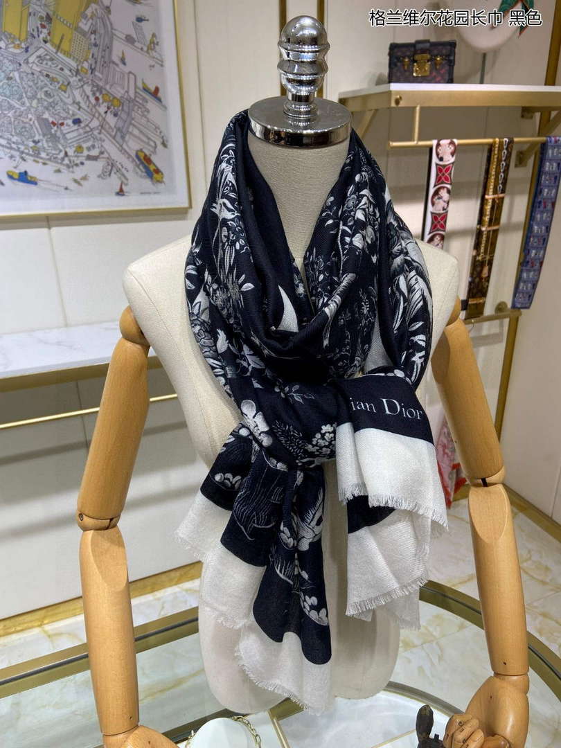 Dior Scarves Designer Scarf D63288