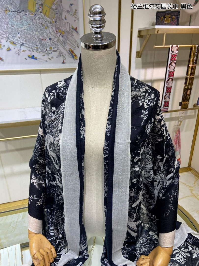 Dior Scarves Designer Scarf D63288