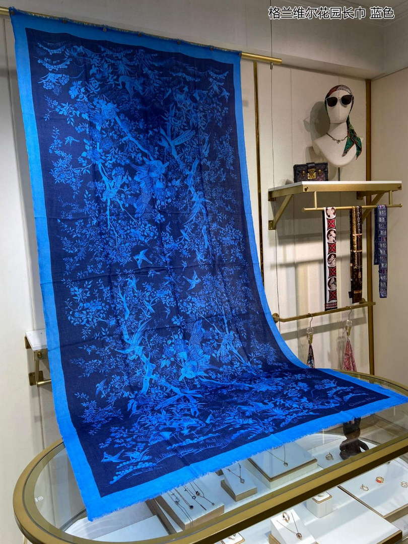 Dior Scarves Designer Scarf D63289