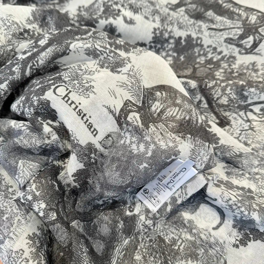Dior Scarves Dior Elegant Animal Jungle Silk Cashmere Scarf& Shawl  Cashmere D63417