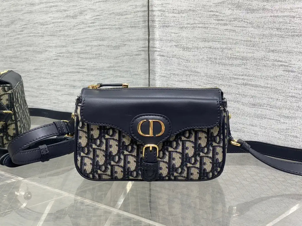 Dior Small 30 Montaigne Pocket Bag Blue Dior Oblique Jacquard and Smooth Calfskin M4600