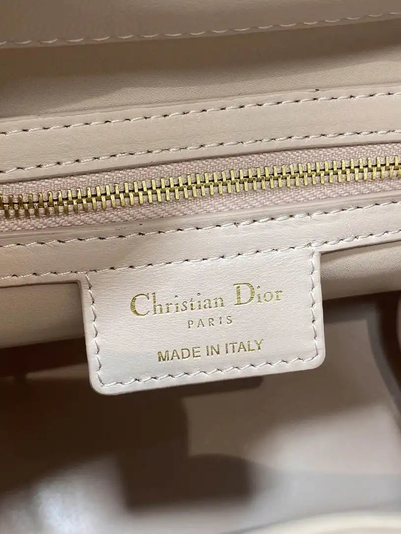 Dior Small D-Motion Bag Macrocannage Lambskin M2851 Powder Pink