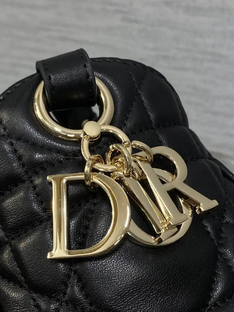 Dior Small D-Motion Bag Macrocannage Lambskin M2851 Black