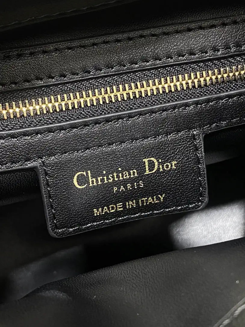 Dior Small D-Motion Bag Macrocannage Lambskin M2851 Black