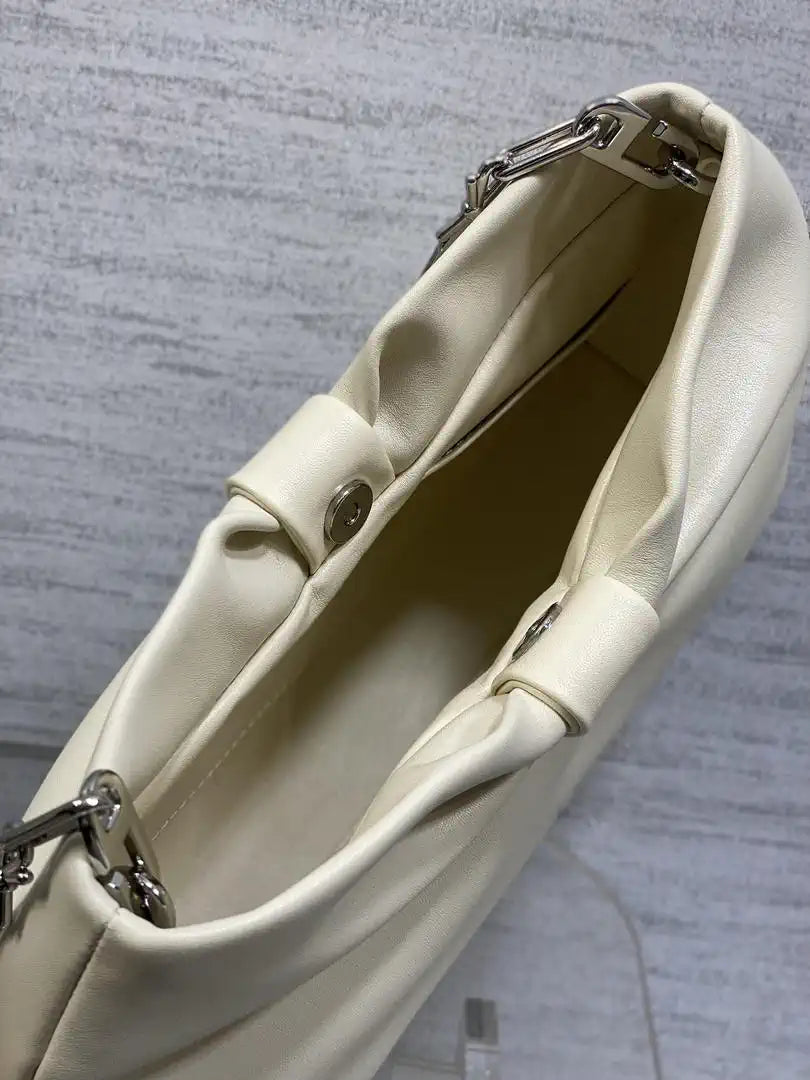 Dior Small Dior Bow Bag Lambskin M0715 White