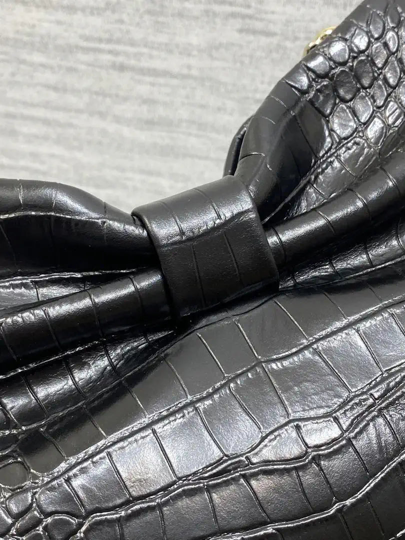 Dior Small Dior Bow Bag Calfskin leather with crocodile pattern M0715 Black