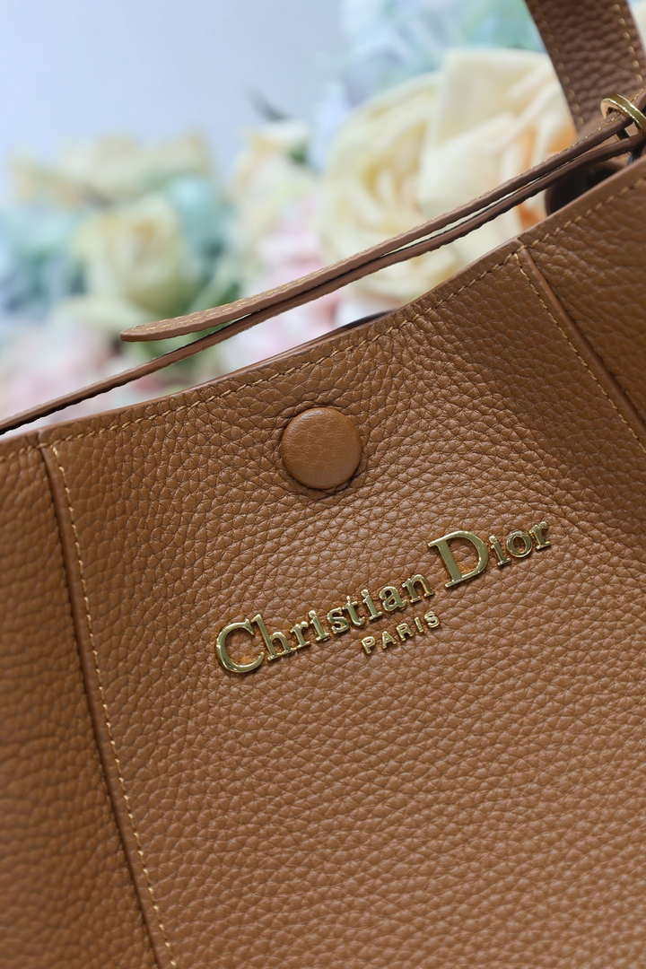 Dior M2840 Small Signature Bucket Bag Grained Calfskin Brown