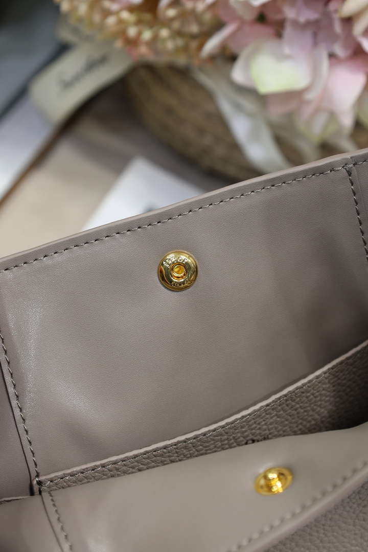 Dior M2840 Small Signature Bucket Bag Grained Calfskin Gray
