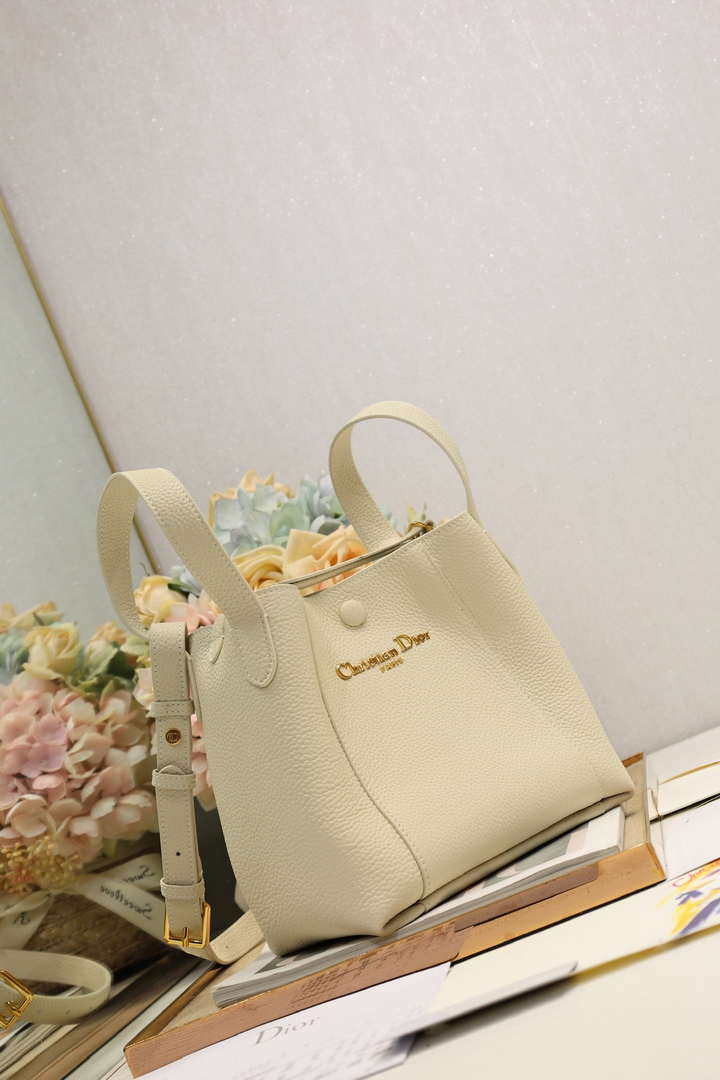 Dior M2840 Small Signature Bucket Bag Grained Calfskin Light Yellow