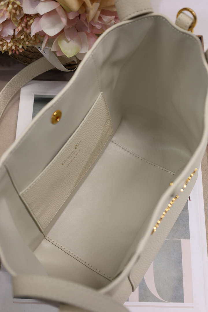 Dior M2840 Small Signature Bucket Bag Grained Calfskin Light Yellow