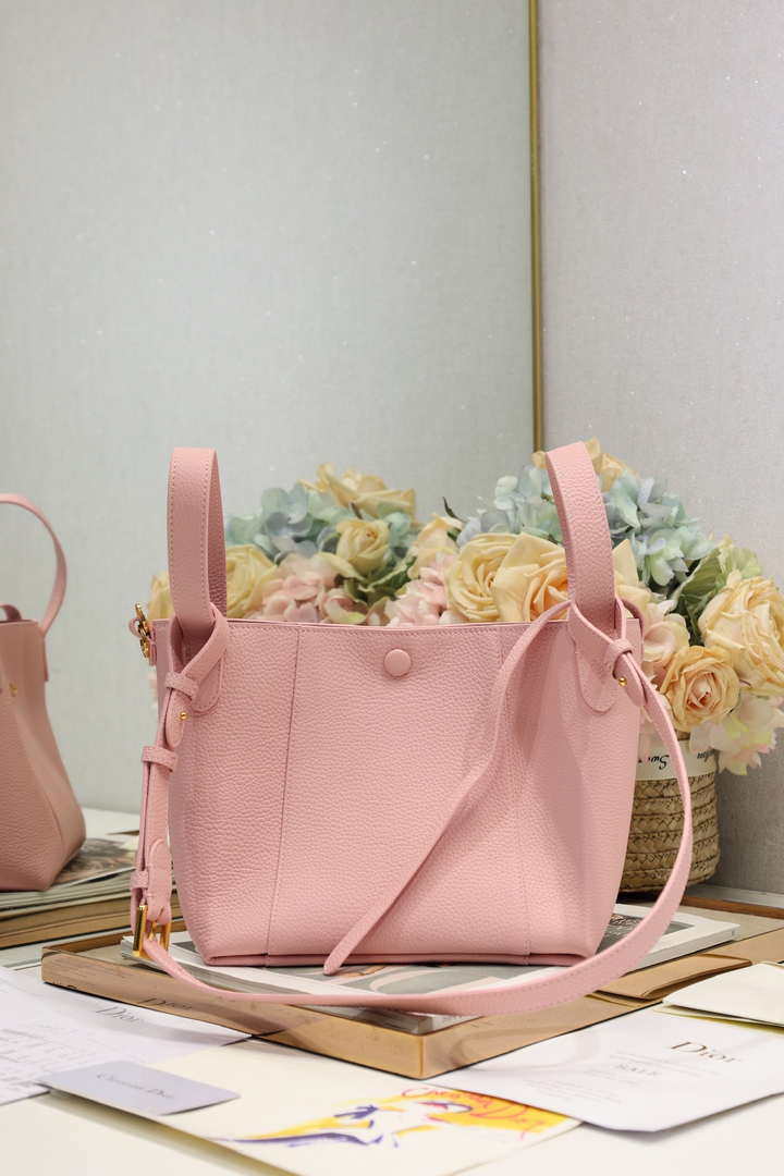 Dior M2840 Small Signature Bucket Bag Grained Calfskin Pink