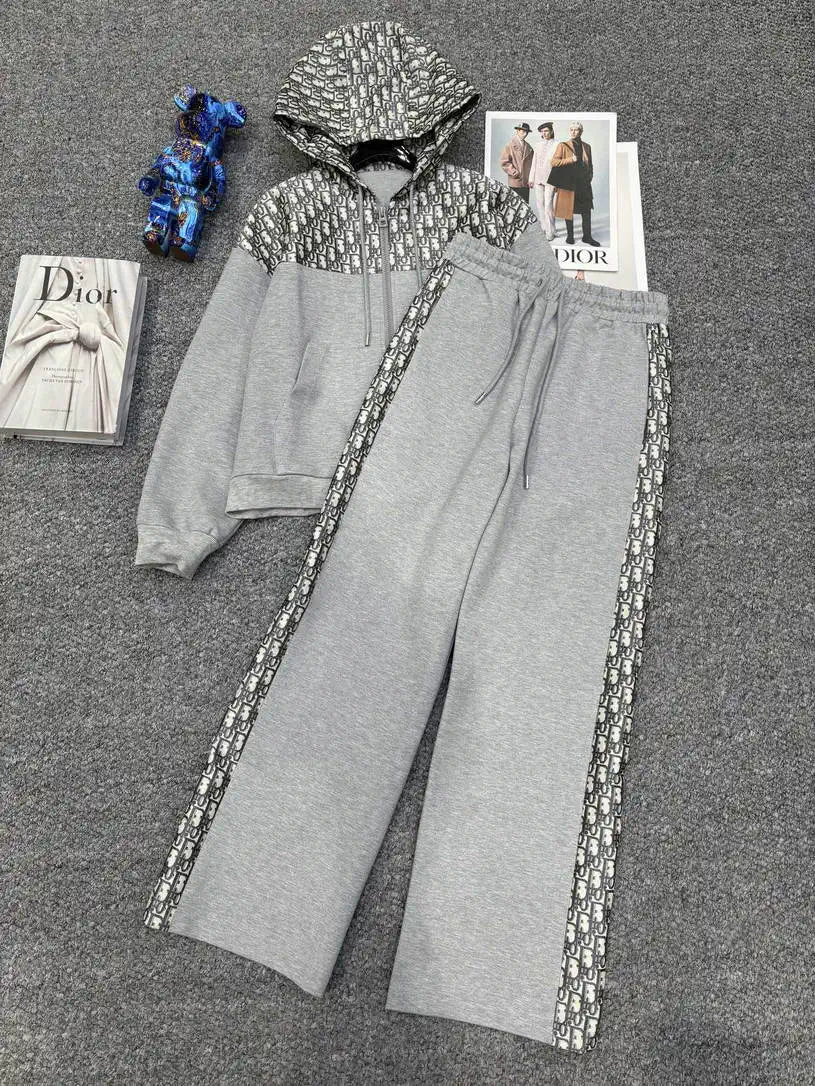 Dior Women Hoodie Jacket & Wide-Leg Pants D386706