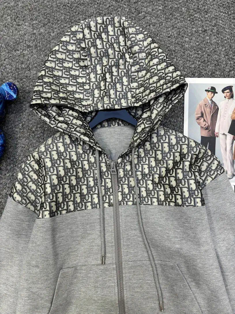 Dior Women Hoodie Jacket & Wide-Leg Pants D386706