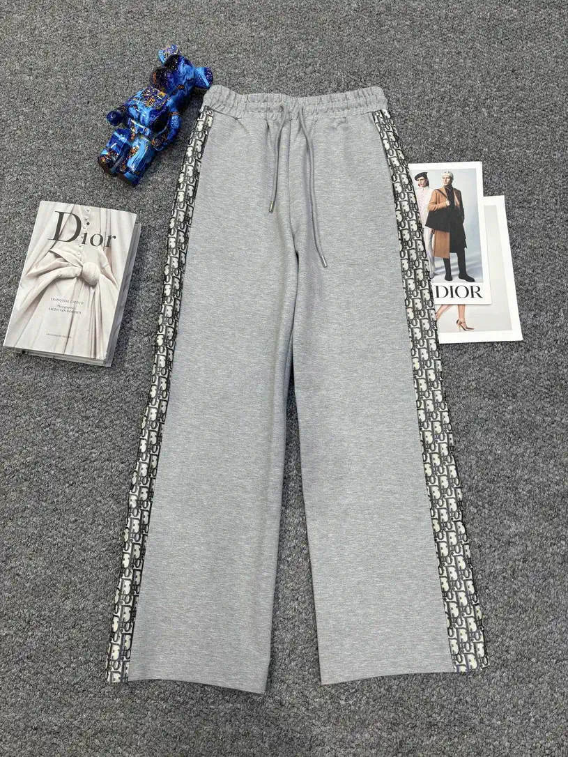 Dior Women Hoodie Jacket & Wide-Leg Pants D386706