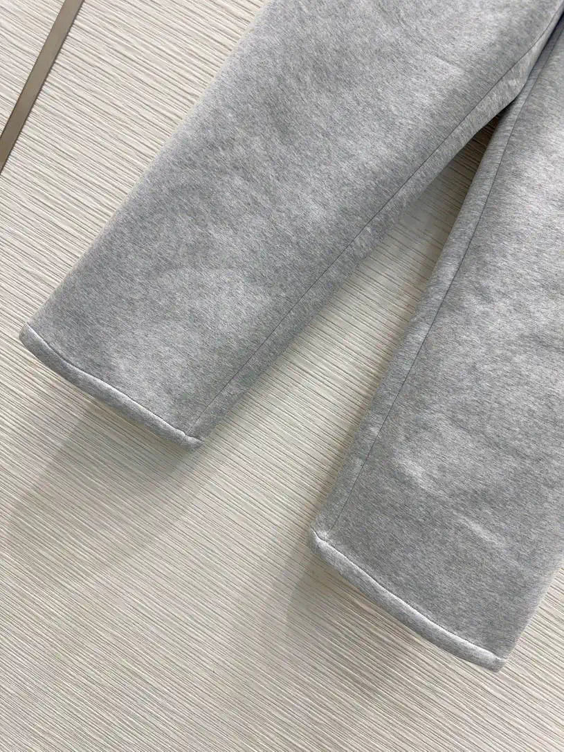 Dior Women Hoodie Jacket & Wide-Leg Pants D386709