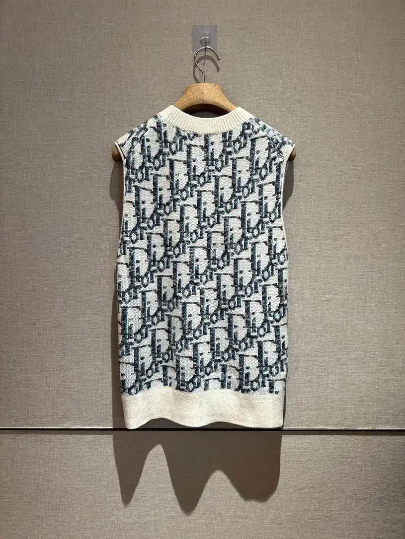 Dior Women Illusion Sapphire Knitted Vest Sweater D38612