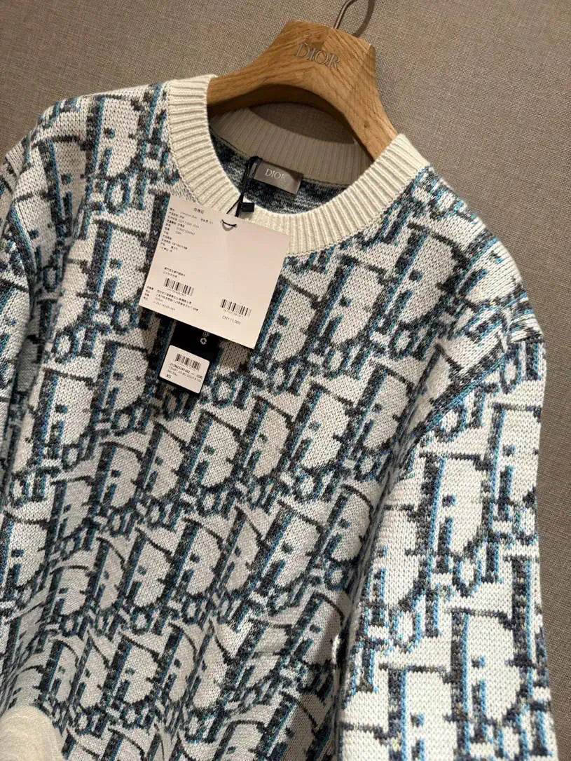 Dior Women Illusion Sapphire Sesame Sole Sweater D38610