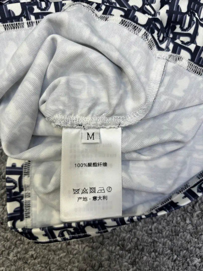 Dior Women Long-sleeved top with monogram logo D38705