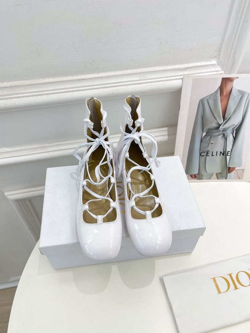 Dior Women¡®s KDI760VNI ARTY lace-up ankle boots in white patent and calfskin