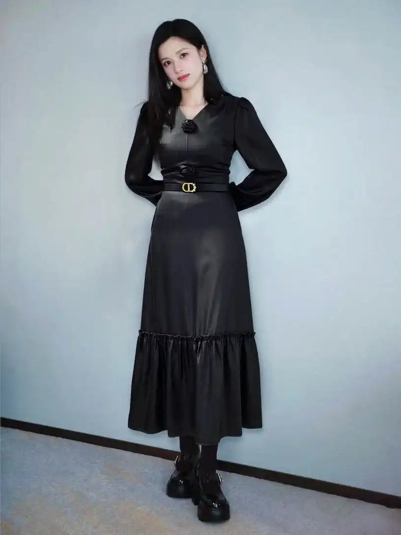 Dior Women V-neck dress with floral embellishment D38696